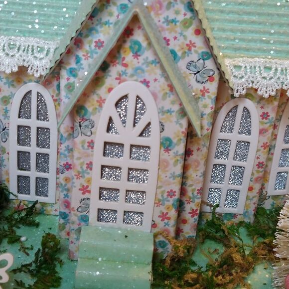 Pier 1 Spring Mint LED Chapel - Picture 12 of 14